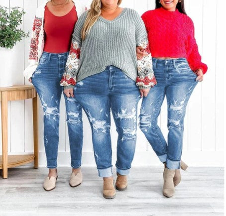 Myra - Trendy zerrissene boyfriendjeans mit umschlag