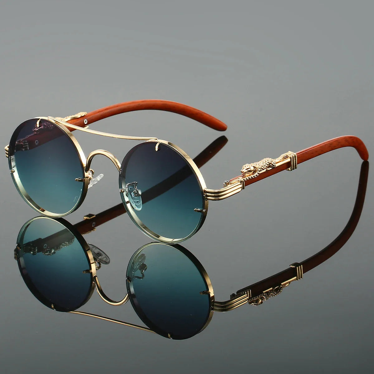 Herren Runde Metall-Sonnenbrille mit Leopardenakzenten und UV400-Gläsern