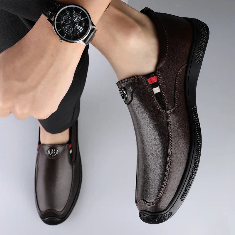 Herren-Leder-Slipper mit rutschfester Gummisohle
