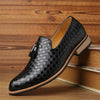 Herren-Slipper aus Spaltleder mit Quasten und gewebtem Finish