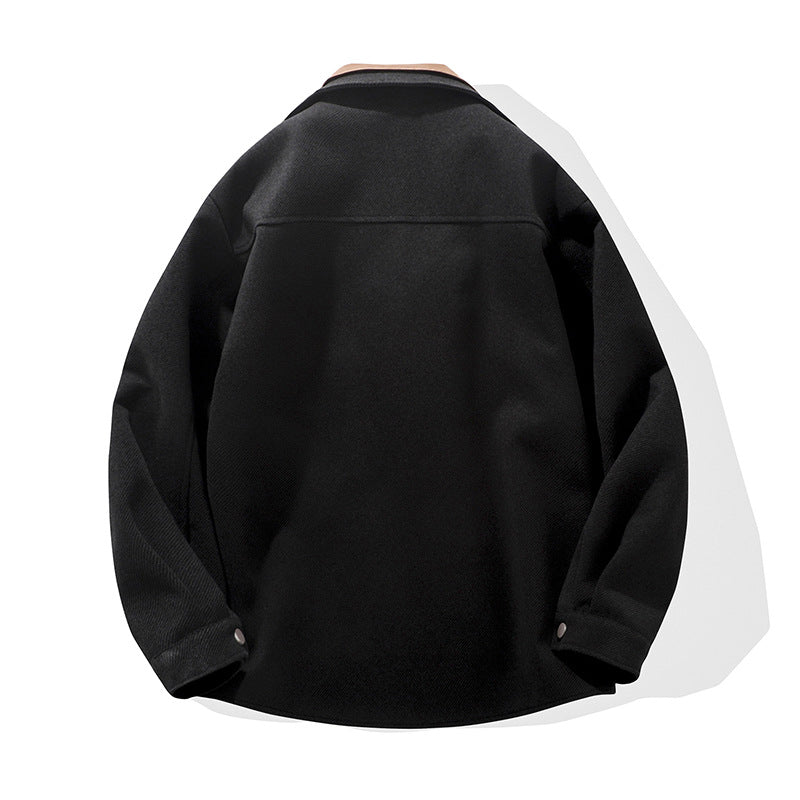 Moderne Steppjacke mit hohem Kragen für Herren