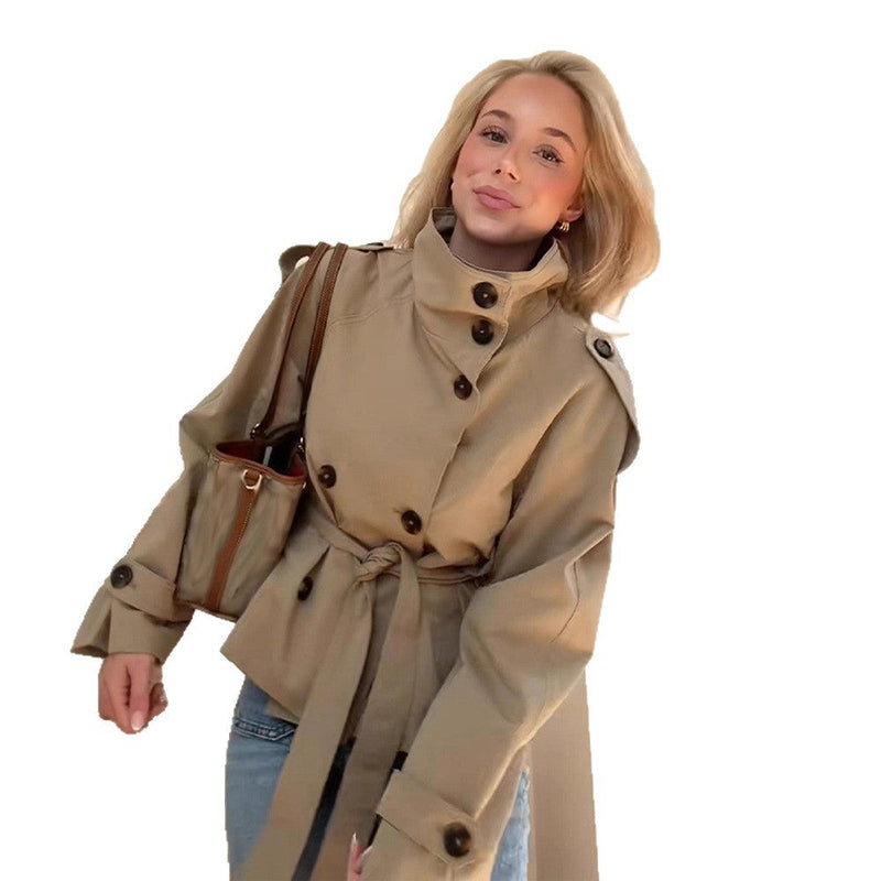 Stylische Übergangsjacke für Damen mit hohem Kragen