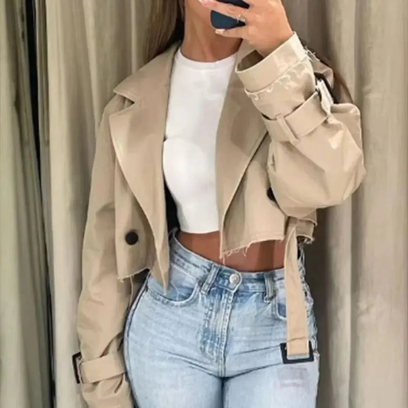Stylischer kurzer Trenchcoat für Damen