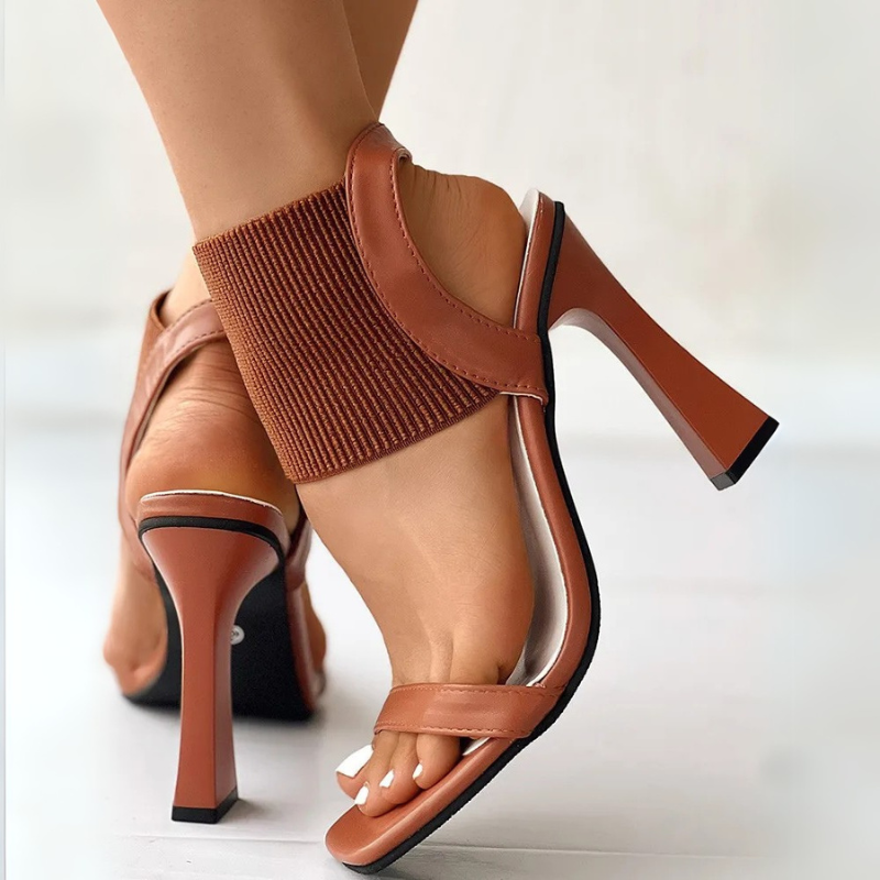Damen-Sandalen mit Blockabsatz und Fesselriemchen