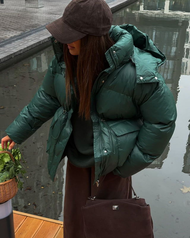 Warme Steppjacke mit Kapuze für Damen