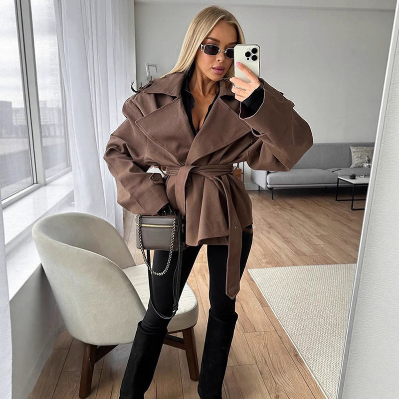 Weit geschnittener Trenchcoat mit Bindegürtel für Damen