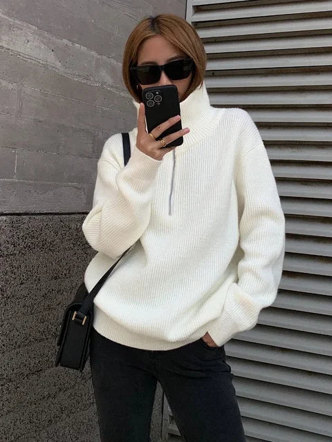 Lilith - Warmer Rollkragenpullover Mit Reißverschluss