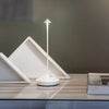 Drahtlose LED-Tischlampe mit dimmbarem Licht und USB-Ladefunktion