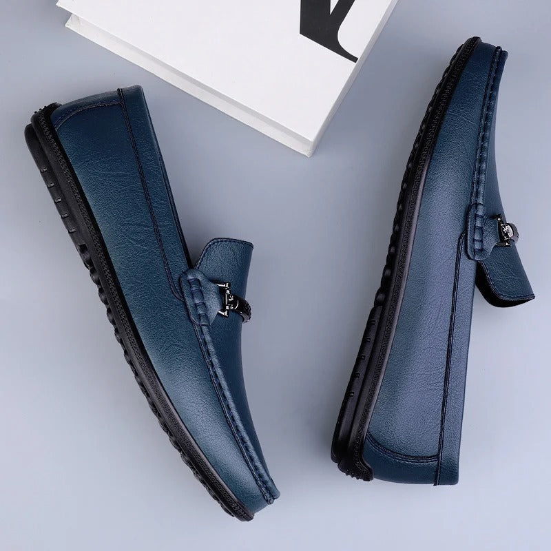 Herren Slipper aus echtem Leder mit metallischem Seildetail