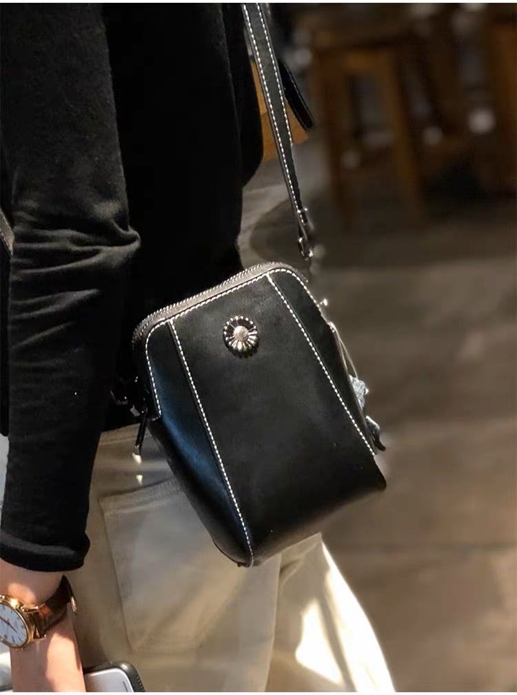 CellSleek™ - Crossbody Handytasche