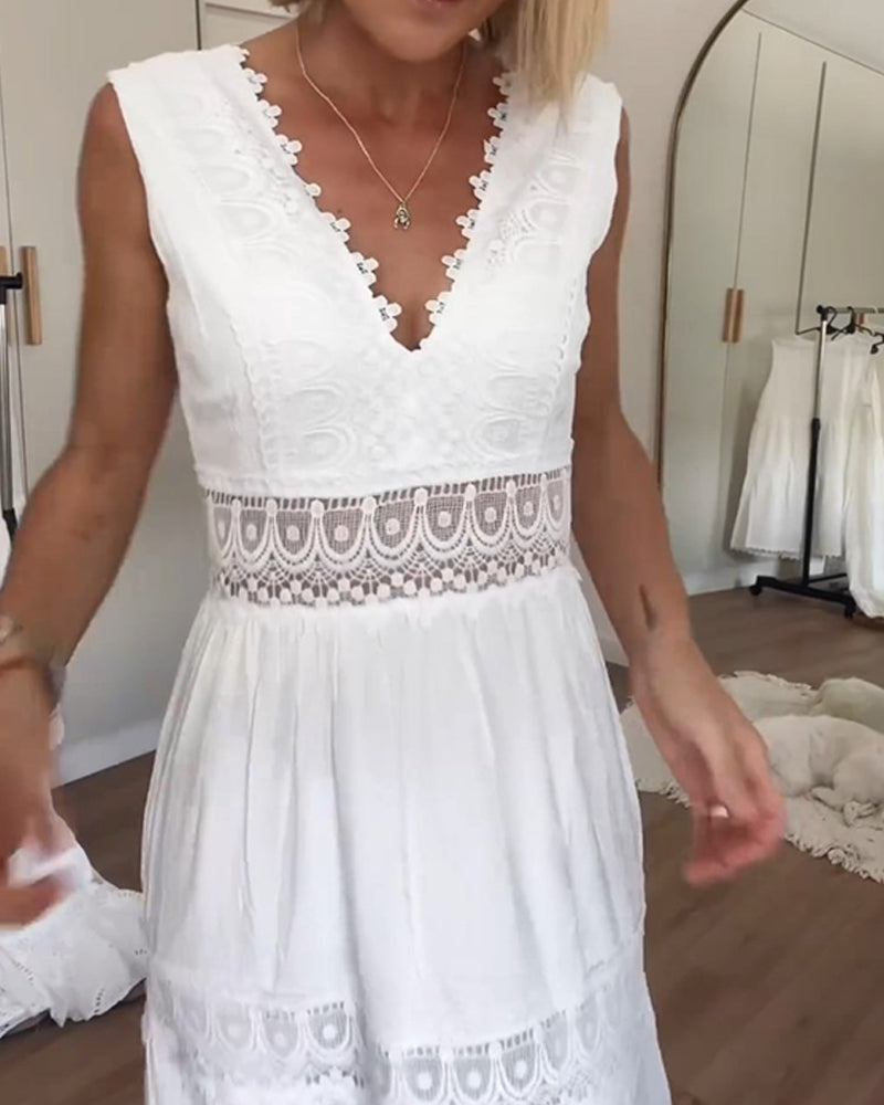 Dorothea - Kleid mit V-Ausschnitt