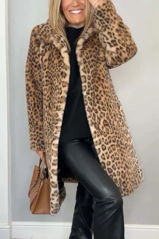 Sage - Klassischer Damen Wintermantel mit Leopardenmuster