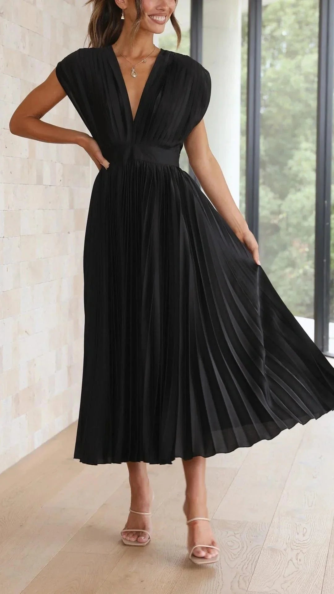 Christa - Elegant V-Neck Dress