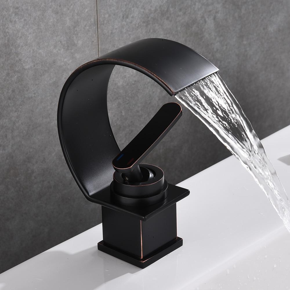 CrystalFalls™ | Wasserfall-Badewasserhahn