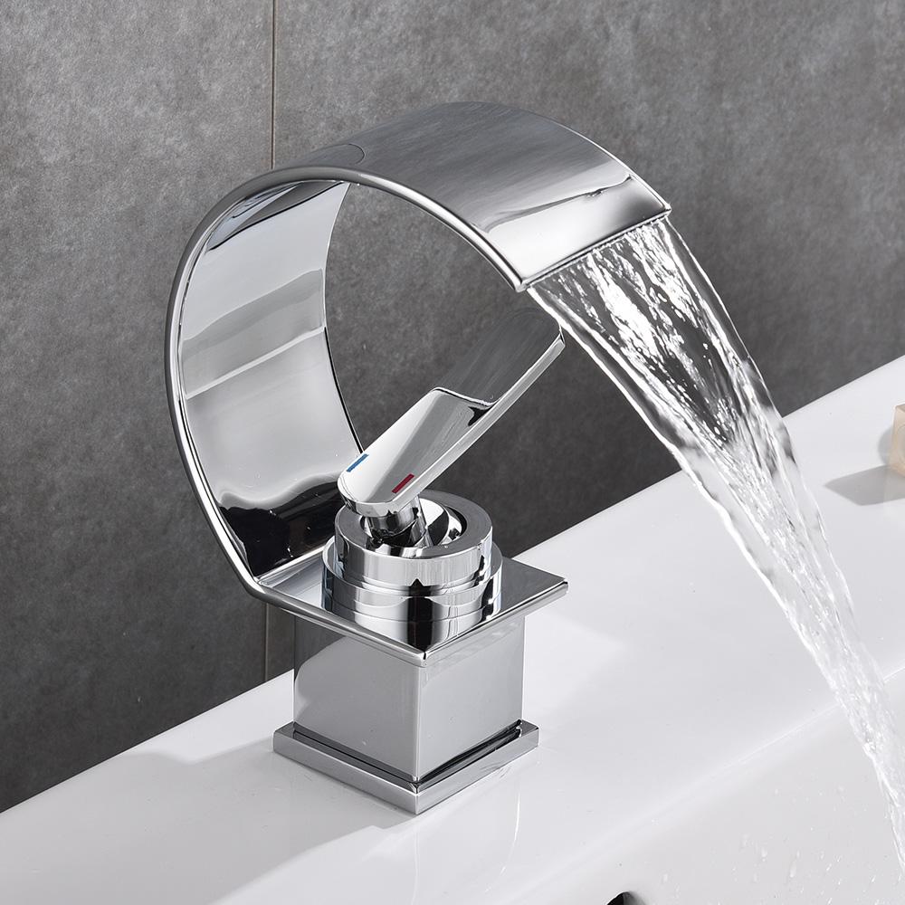 CrystalFalls™ | Wasserfall-Badewasserhahn
