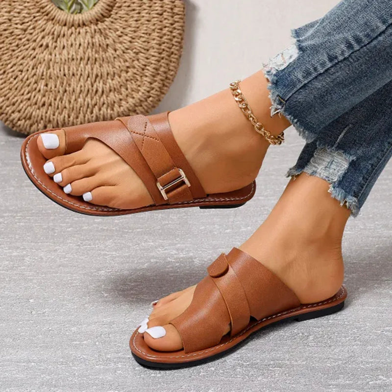 Breez - Lightweight casual fashion split toe flat sandals