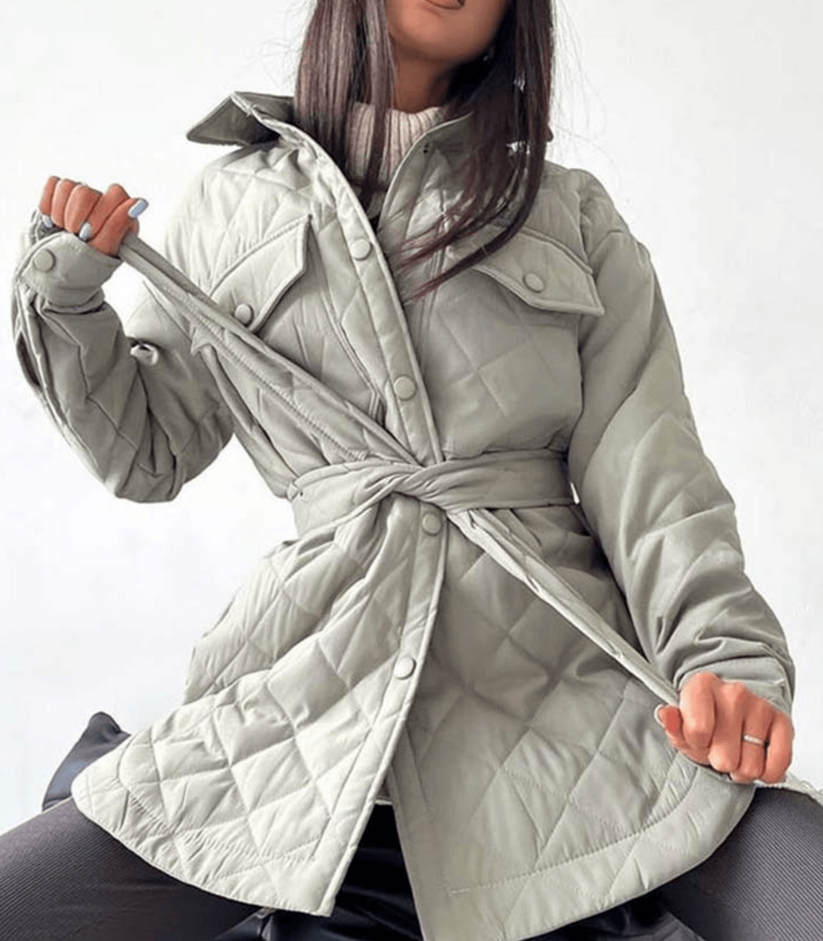 Amoura - Lockere Steppjacke In Übergröße