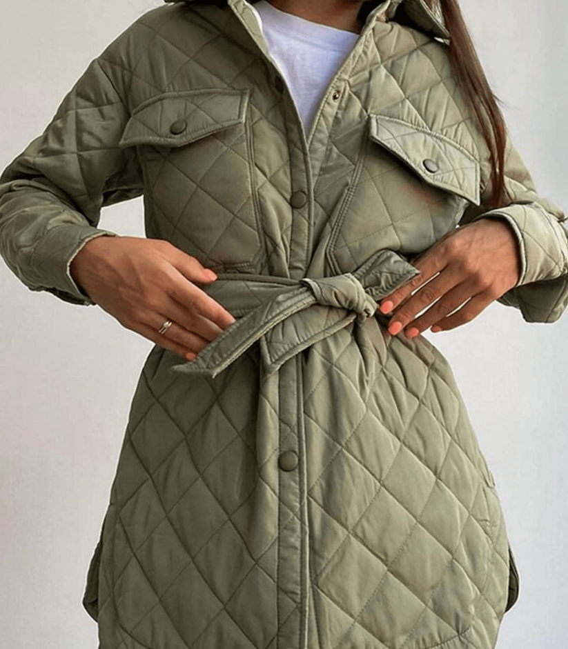 Amoura - Lockere Steppjacke In Übergröße
